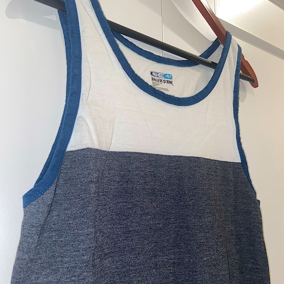 Men’s Pacific Scene Striped Tank Top Size Medium - Picture 3 of 4